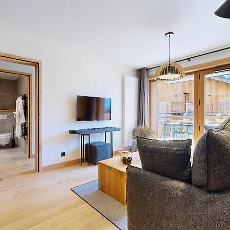 New - South-facing Terrace, Parking, 300 M Slopes 아파트 라 플라뉴