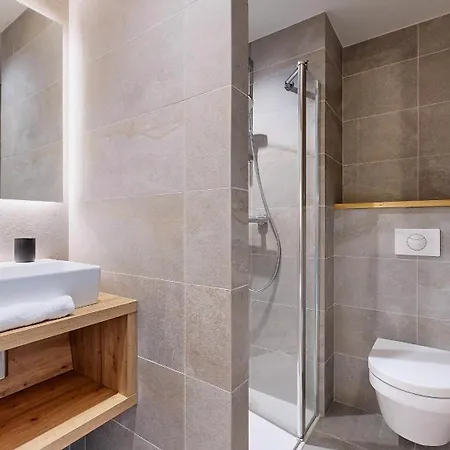 New - South-facing Terrace, Parking, 300 M Slopes * 라 플라뉴